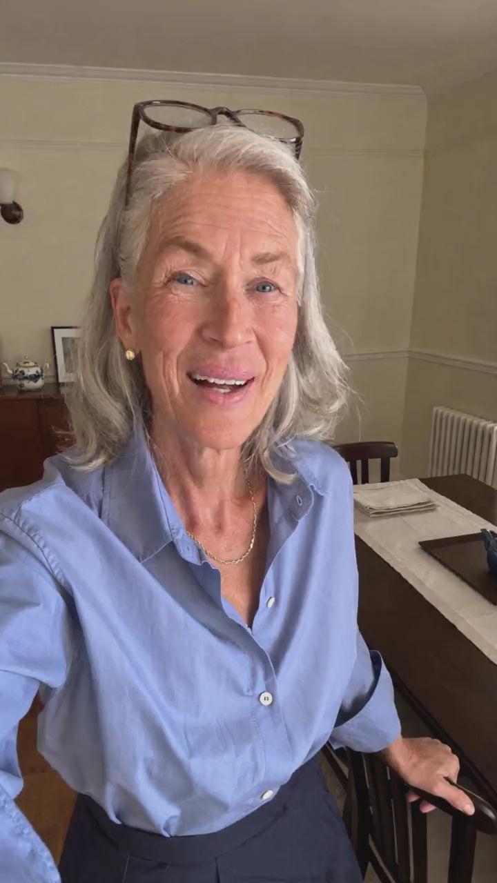 Carol, a grandmother, on The Scribble Bot at her table